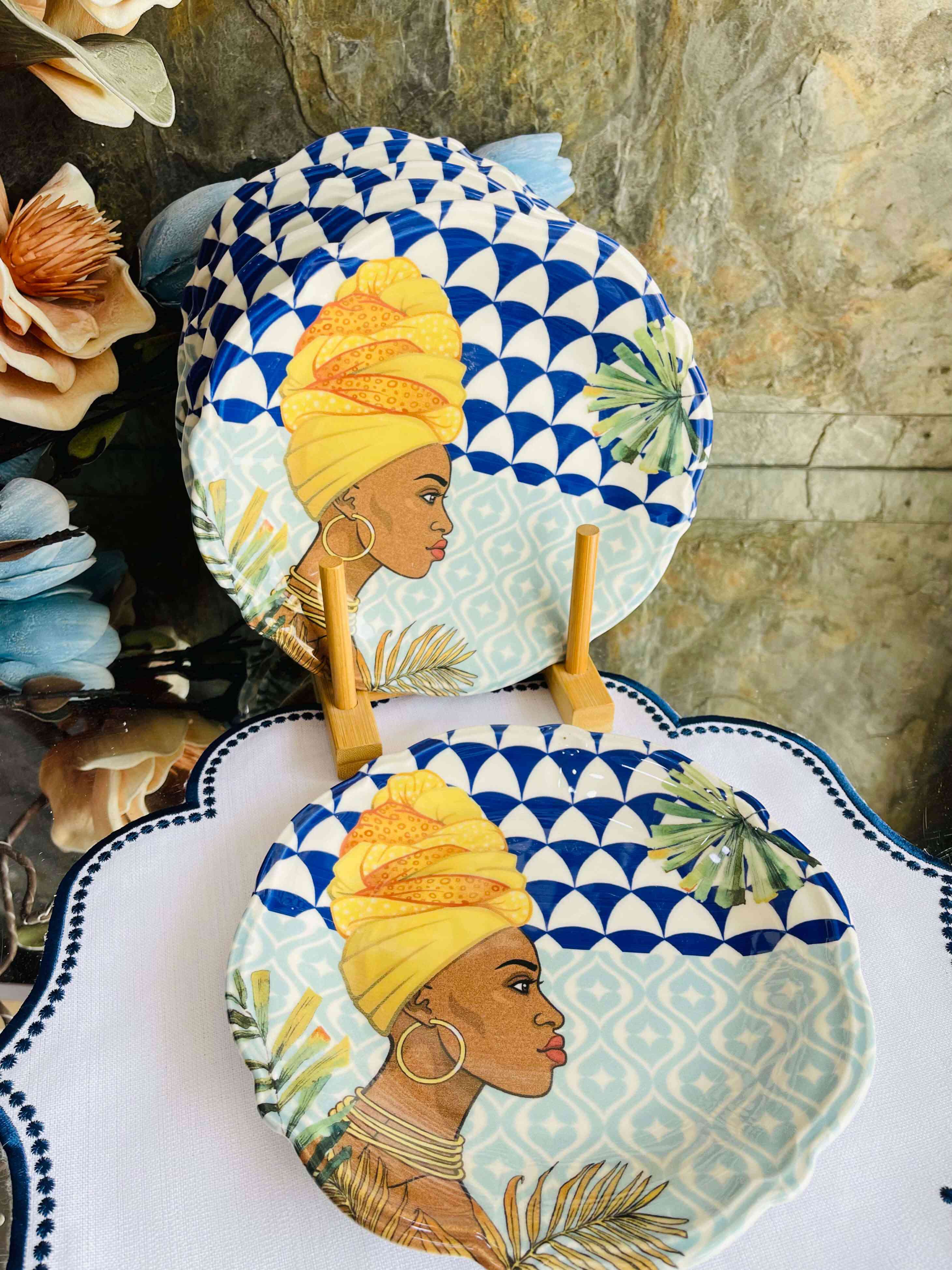 Lot de 6 Assiettes à dessert décorative en porcelaine- Design femme africaine - plat 21cm