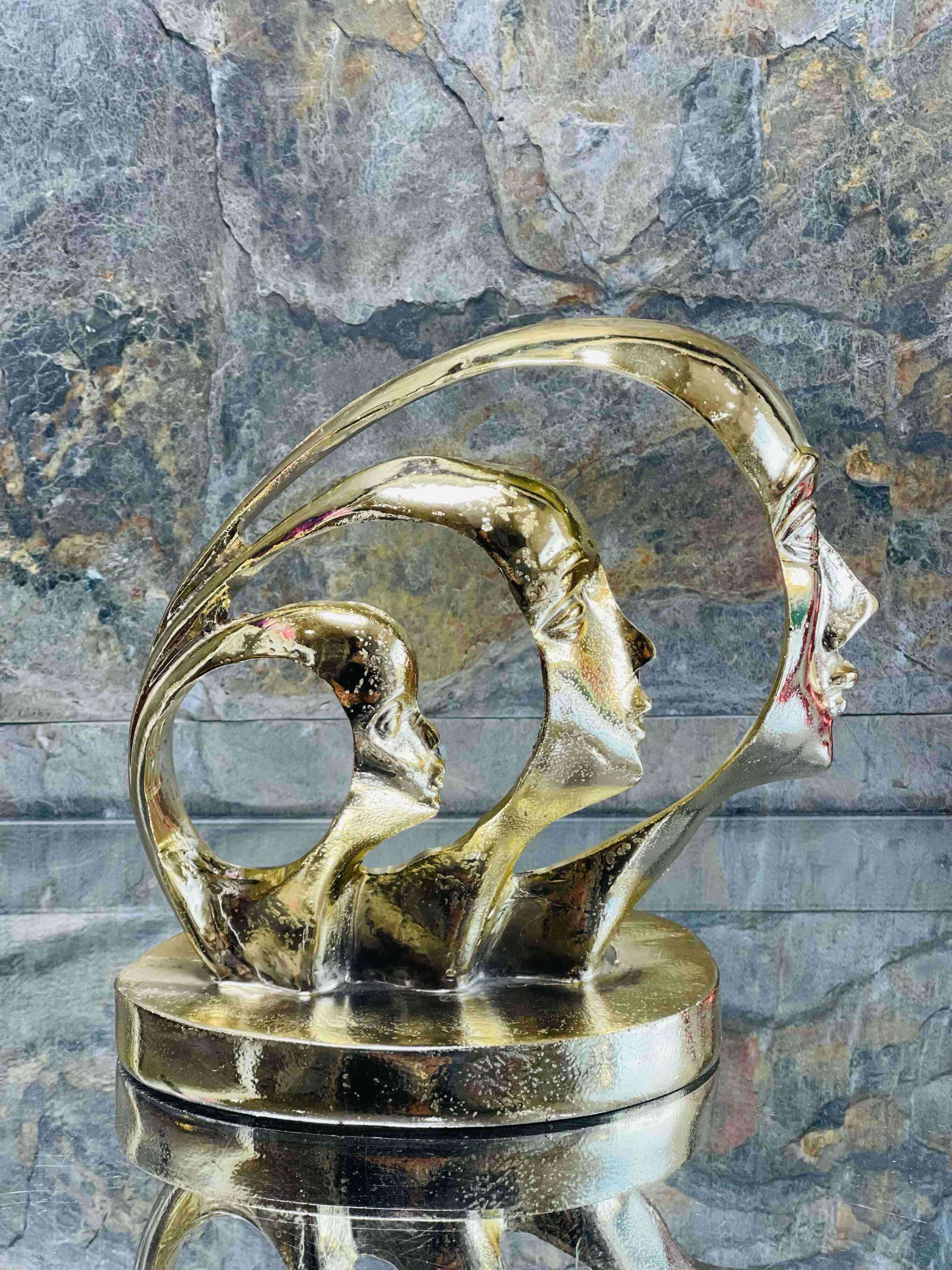 Statue de figurine de famille en résine