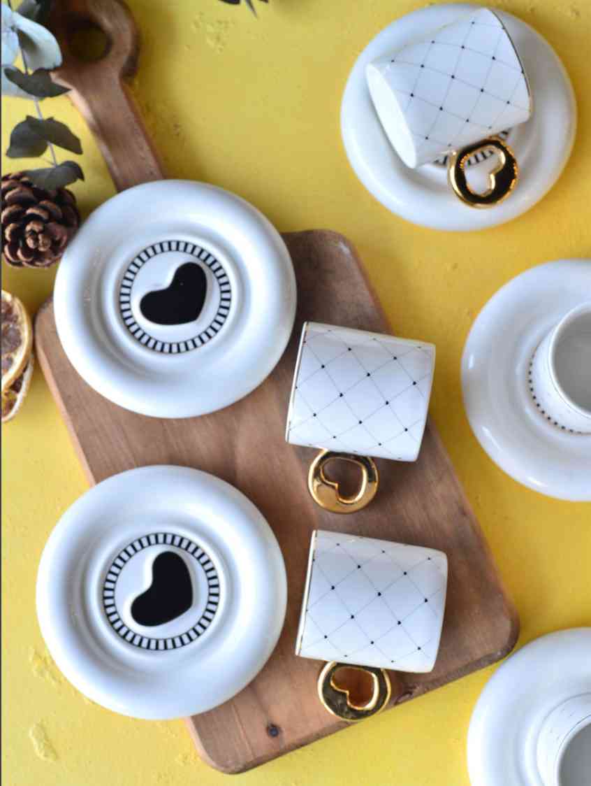 Service à café Noir En Porcelaine