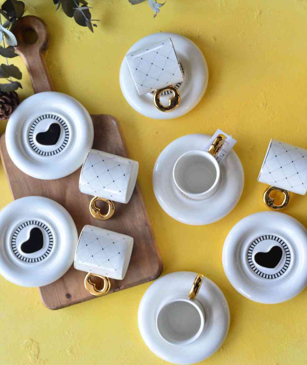 Service à café Noir En Porcelaine