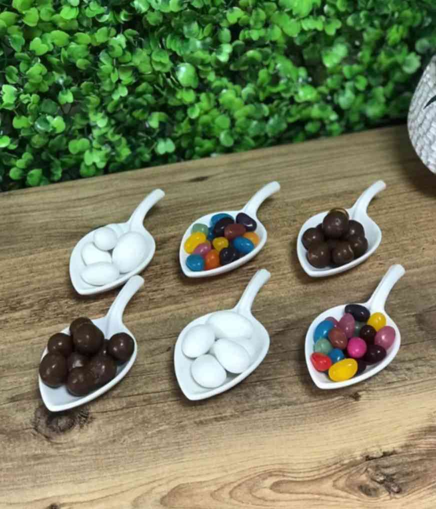 ot de 6 cuillères à apéritif en Porcelaine
