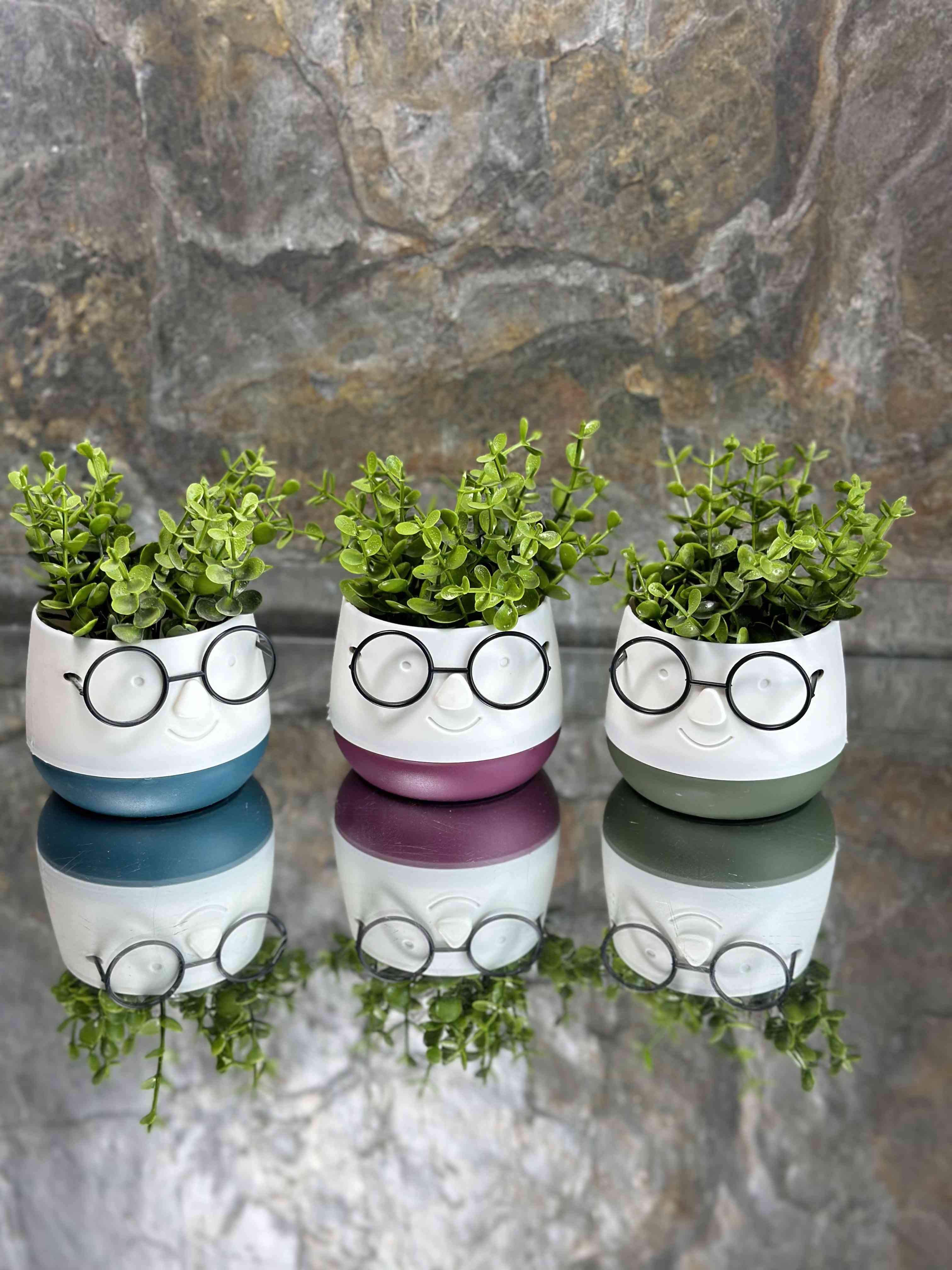 Plante artificielle en pot