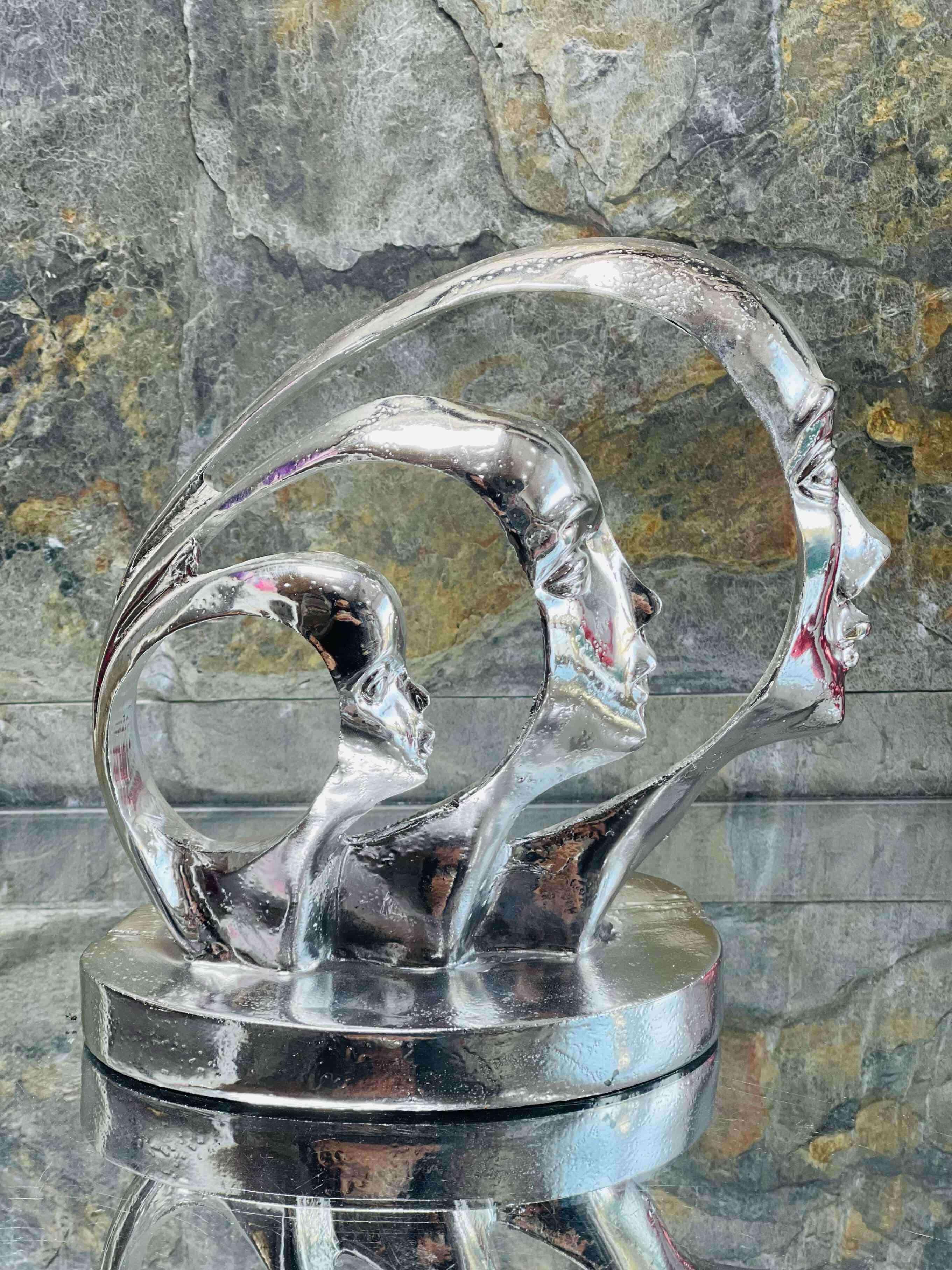 Statue de figurine de famille en résine