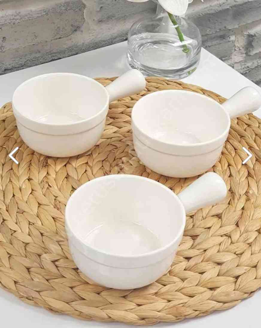 Lot de 3 mini ramequins en porcelaine 15*10*5h