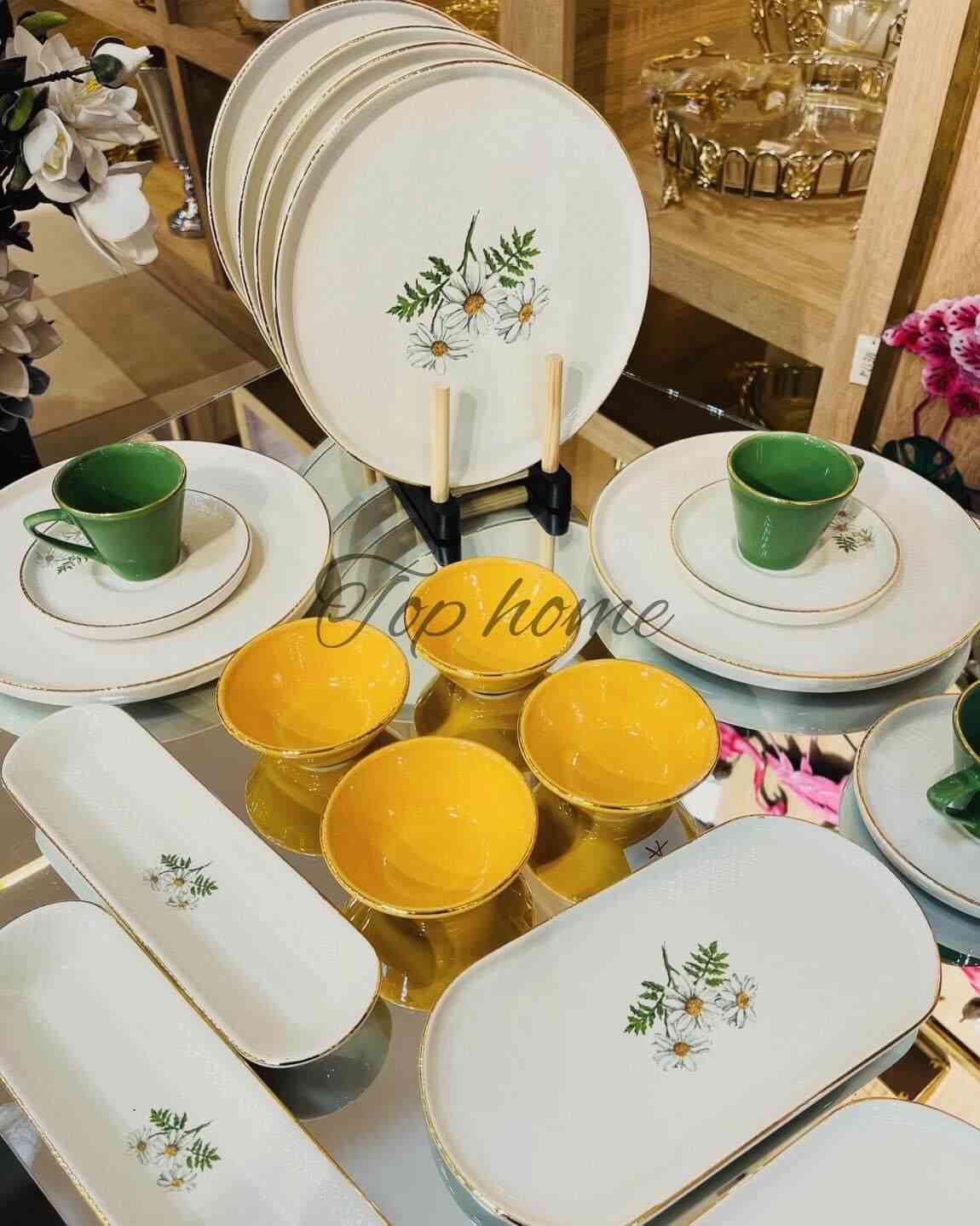 Service petit dej 26 piéces